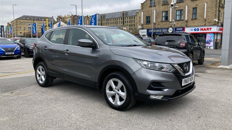 Nissan Qashqai 1.3 DiG-T Acenta Premium 5dr Petrol Hatchback
